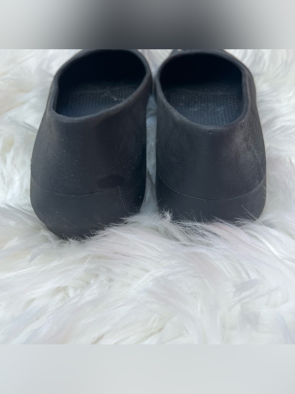 Crocs “Gianna” Disc Ballet Flats - Picture 11 of 13